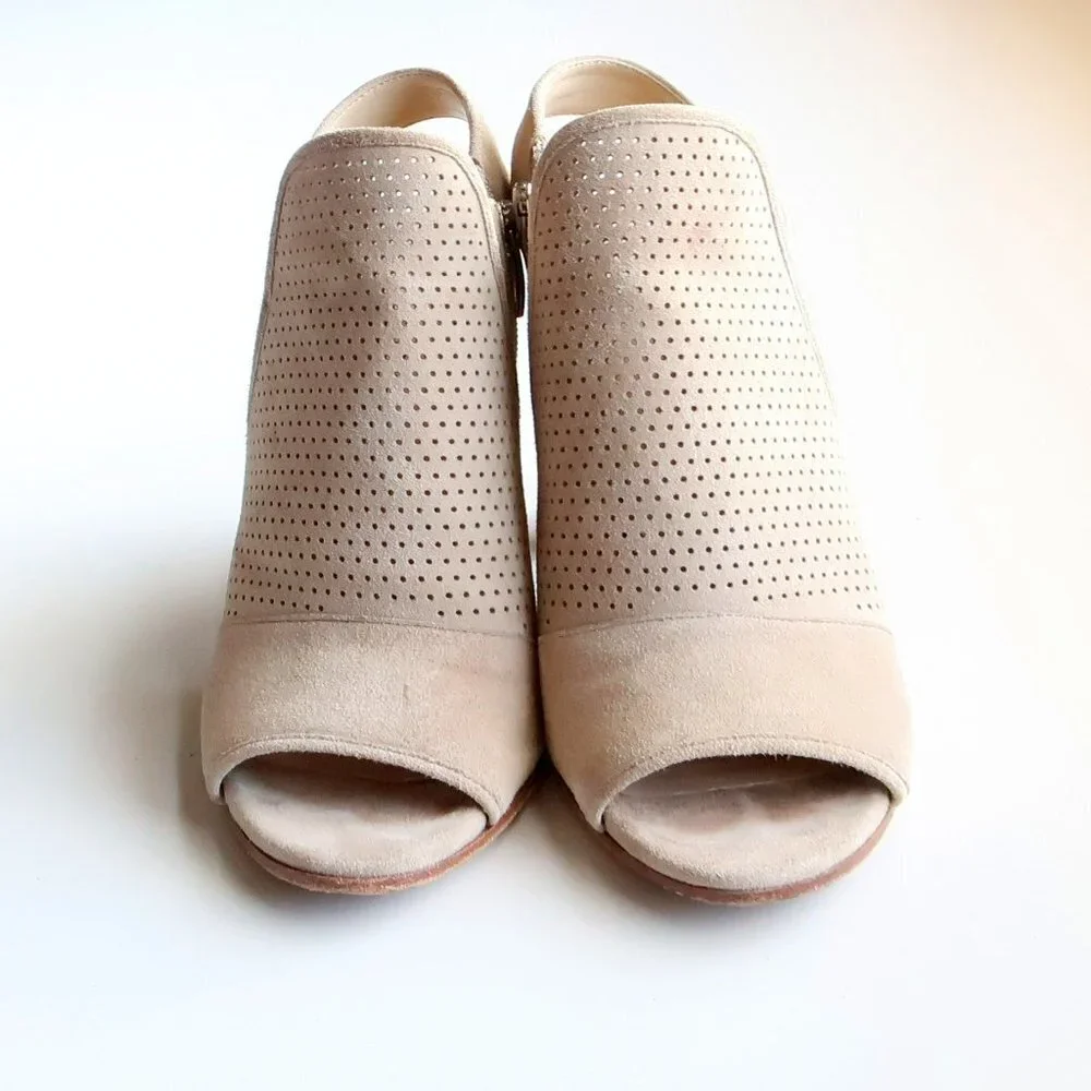 Via Spiga Beige Suede Leather Peep Toe Block Heel Perforated Bootie Shoes 5.5 - Picture 13 of 16